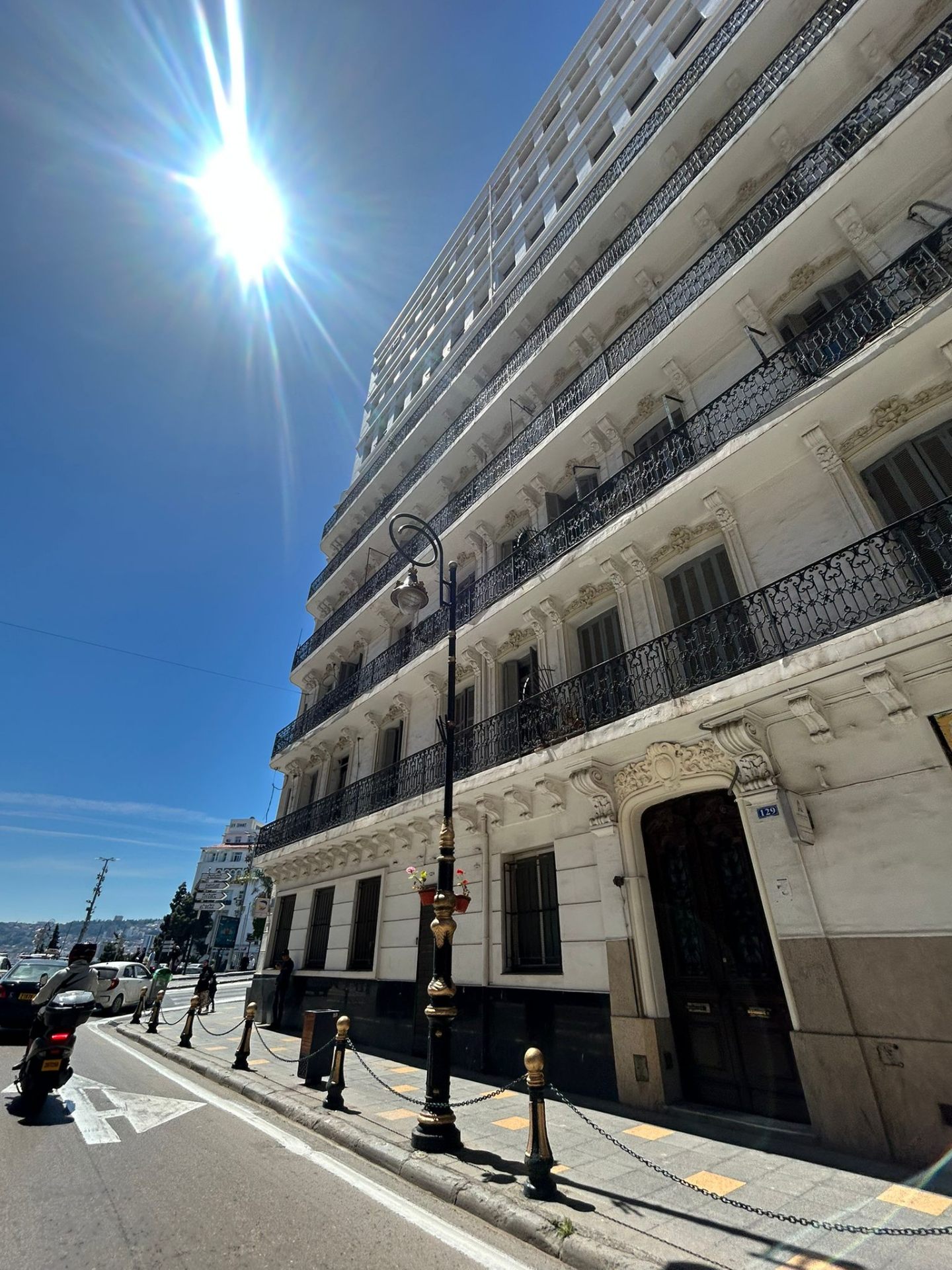 Algiers the White: Haussmann Heritage and Youth (2/3)