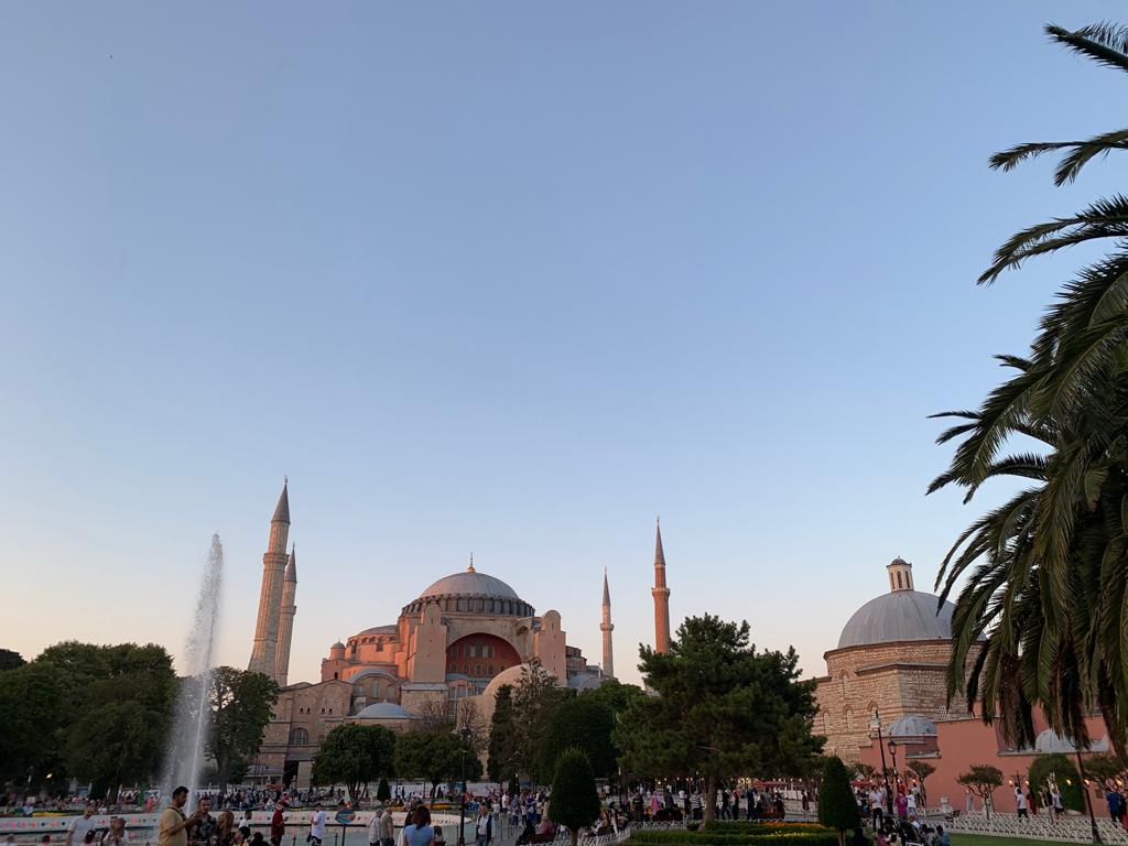 Istanbul Between Two Worlds: Return 2011-2026